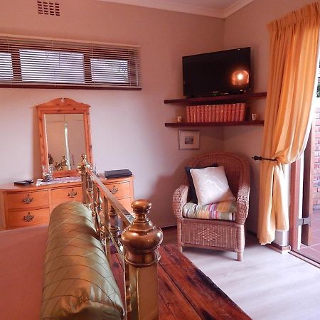 Swellendam Overnight Accommodation Екстер'єр фото
