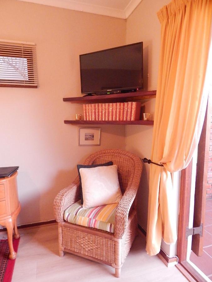 Swellendam Overnight Accommodation Екстер'єр фото