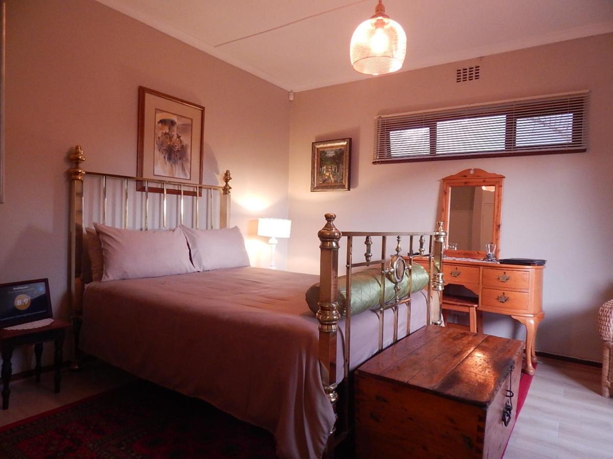 Swellendam Overnight Accommodation Екстер'єр фото